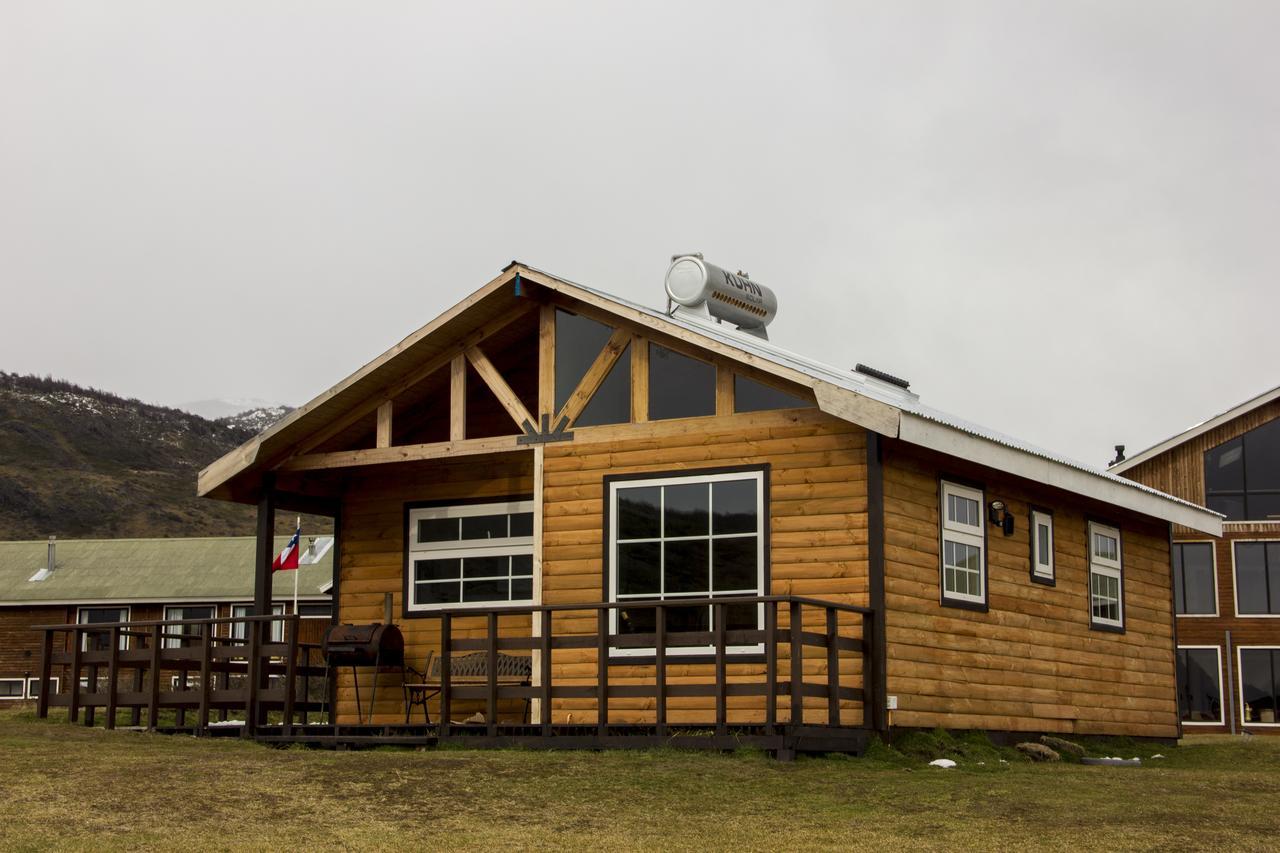 Cabanas Lago Tyndall Torres del Paine National Park Exteriör bild